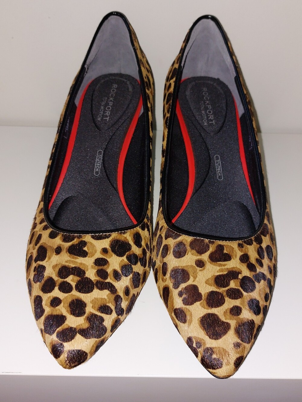 Rockport Total Motion TruTech cushioned padded calf-hair leopard pumps US10